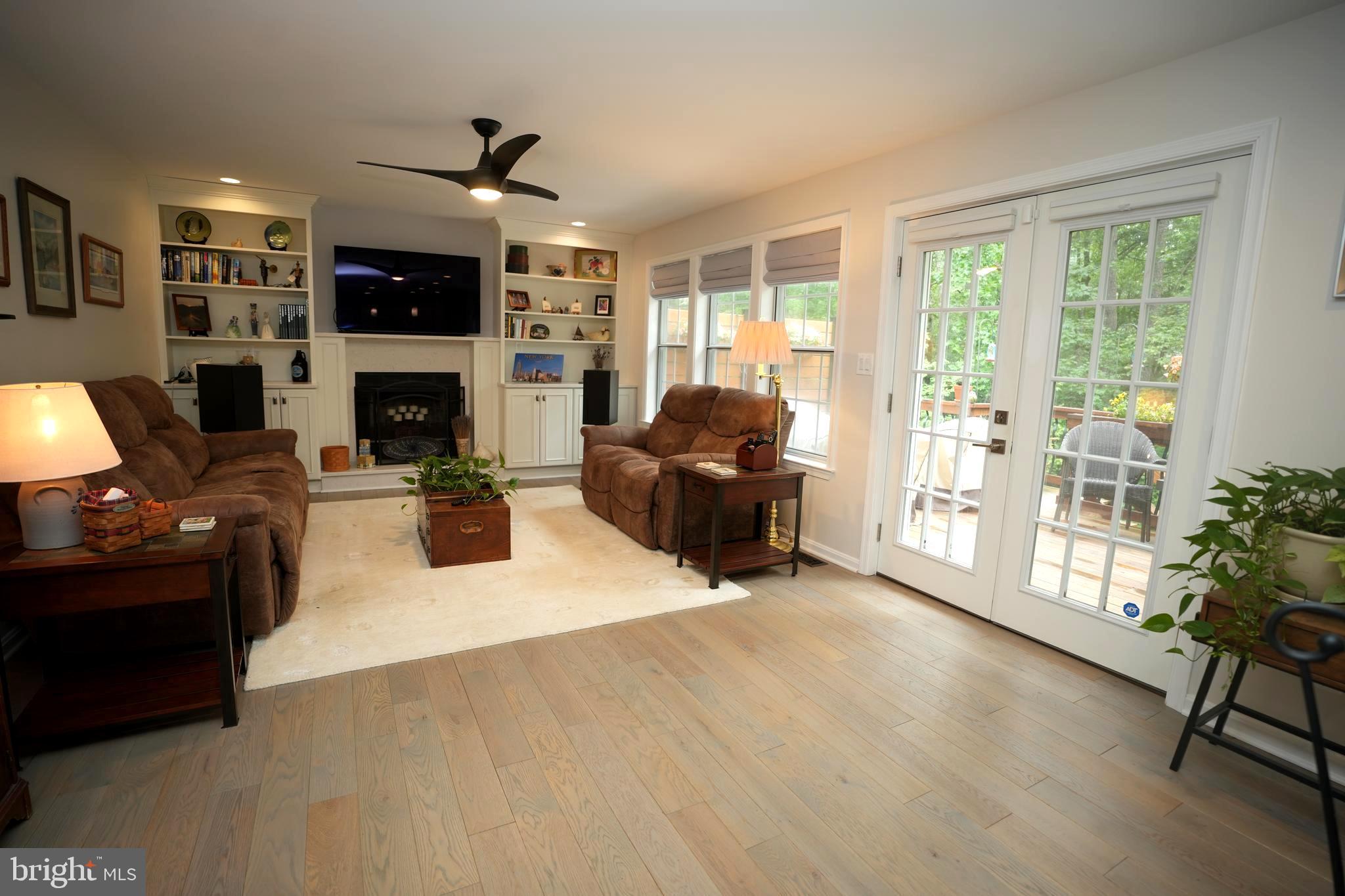 23185 PINEY WOOD CIRCLE