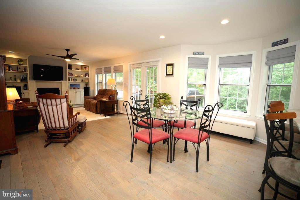 23185 PINEY WOOD CIRCLE