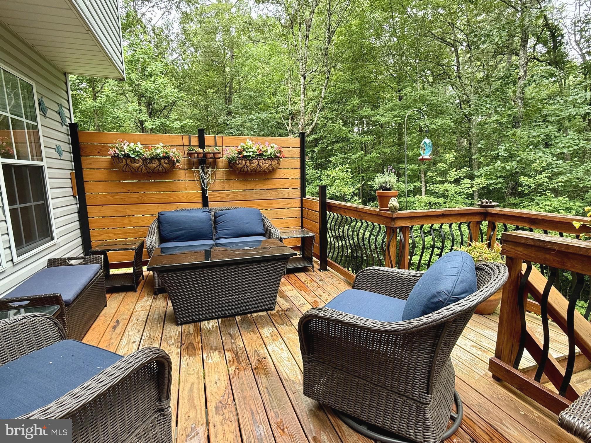 23185 PINEY WOOD CIRCLE