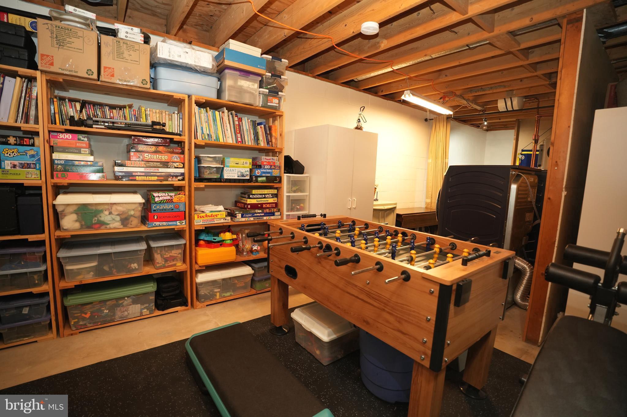23185 PINEY WOOD CIRCLE