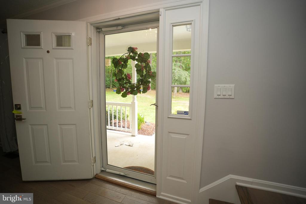 23185 PINEY WOOD CIRCLE