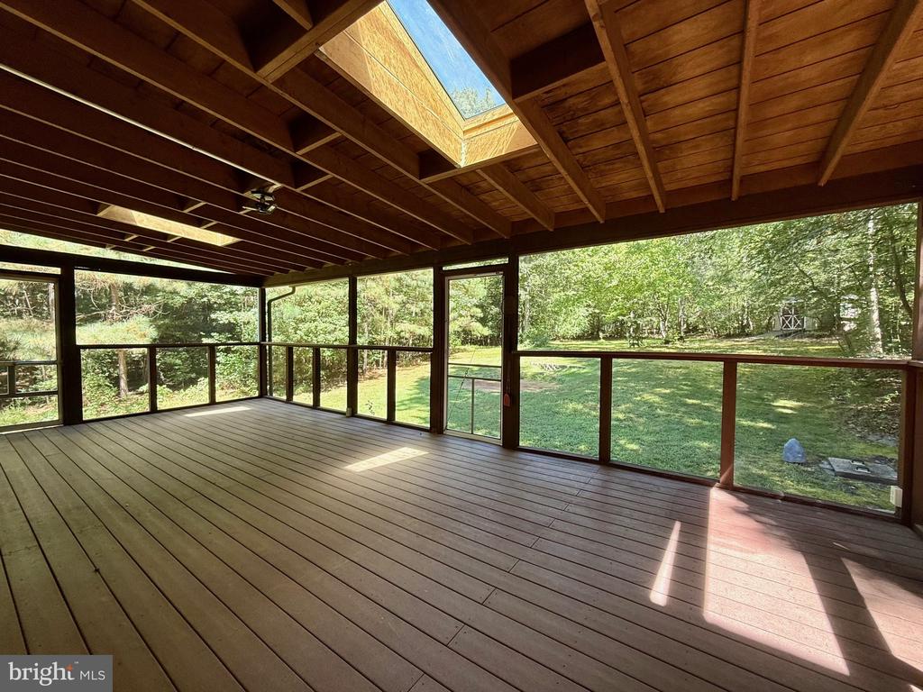 20814 DEER WOOD PARK DRIVE