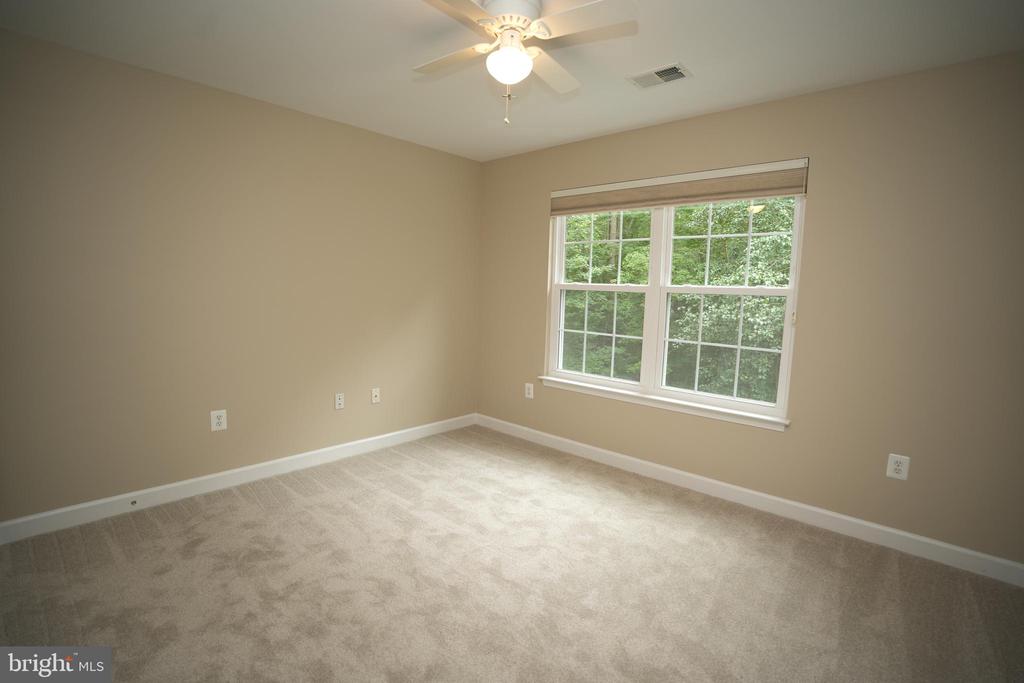 20814 DEER WOOD PARK DRIVE