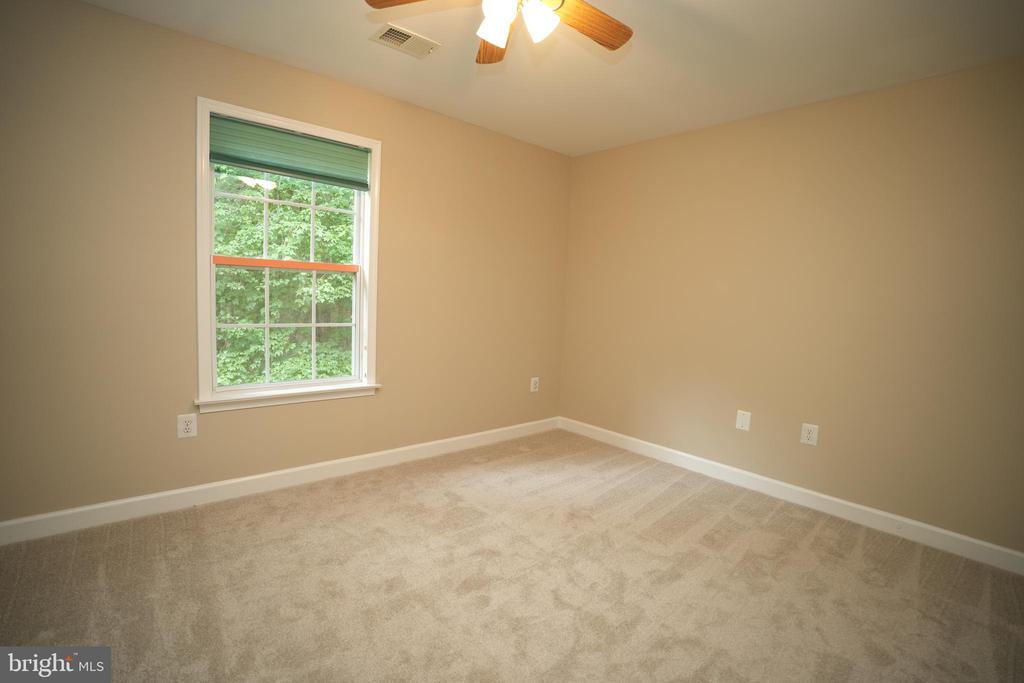 20814 DEER WOOD PARK DRIVE
