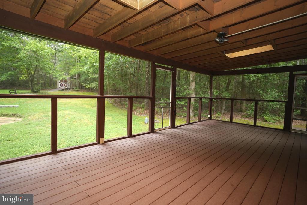 20814 DEER WOOD PARK DRIVE