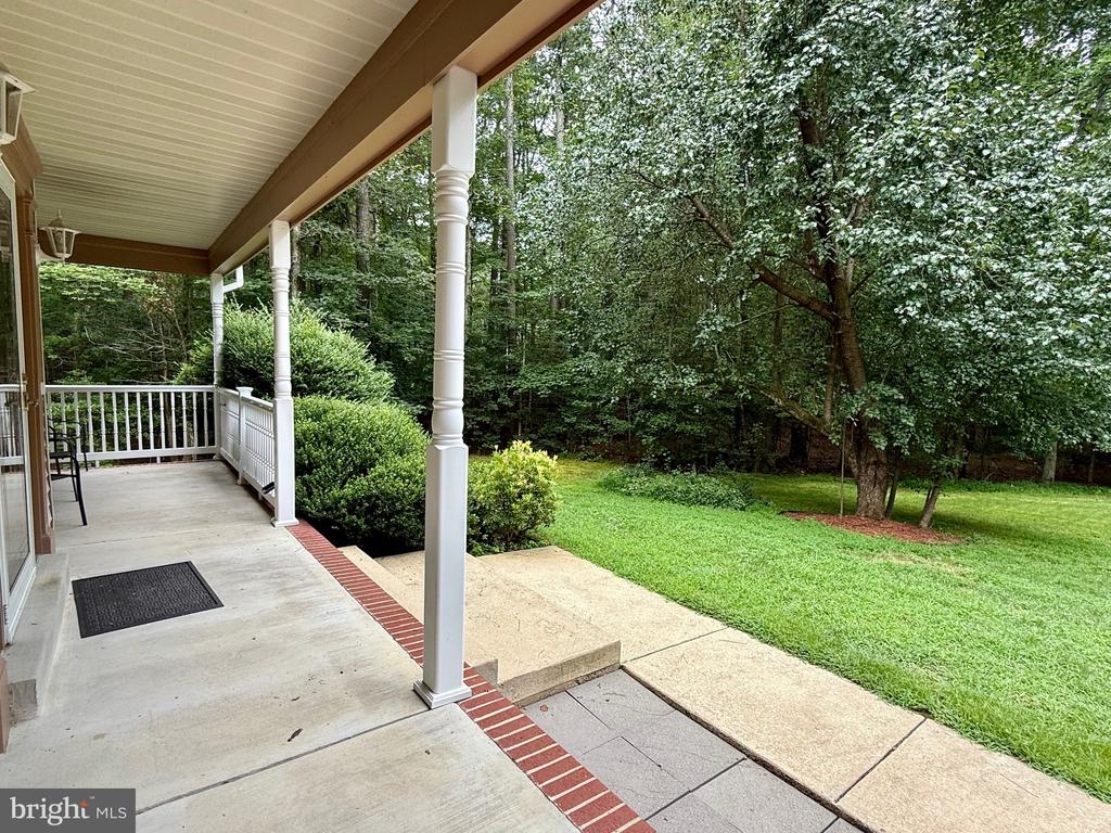 20814 DEER WOOD PARK DRIVE