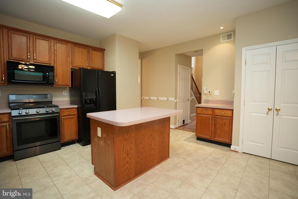 20814 DEER WOOD PARK DRIVE