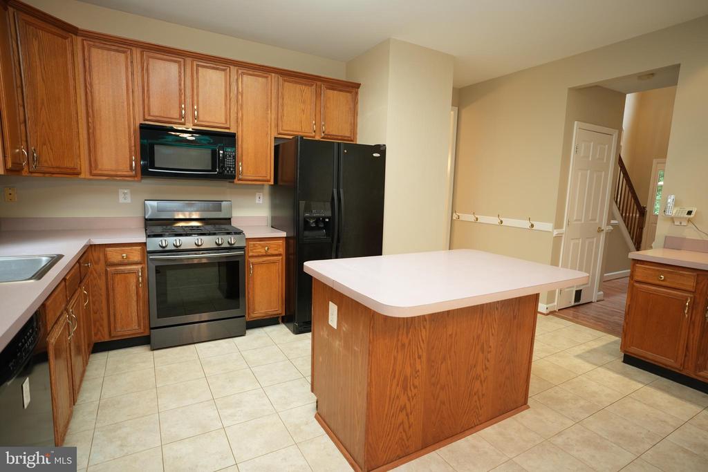 20814 DEER WOOD PARK DRIVE