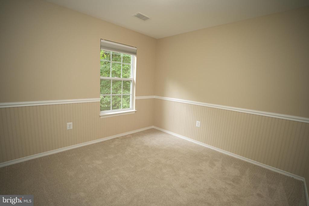 20814 DEER WOOD PARK DRIVE