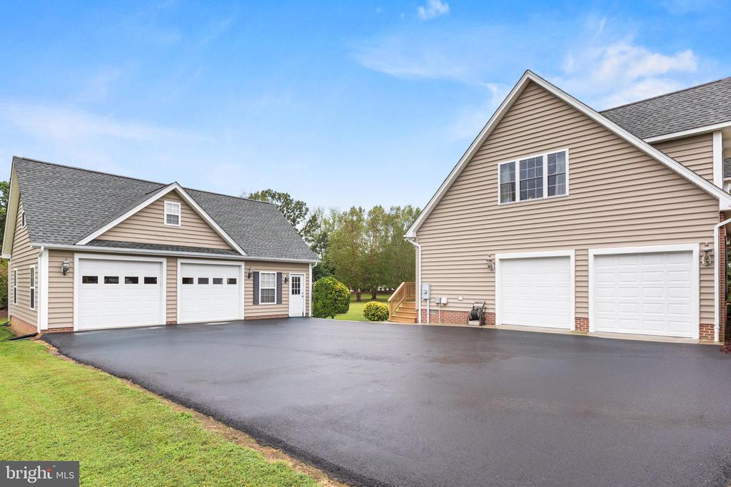 44297 READ COURT