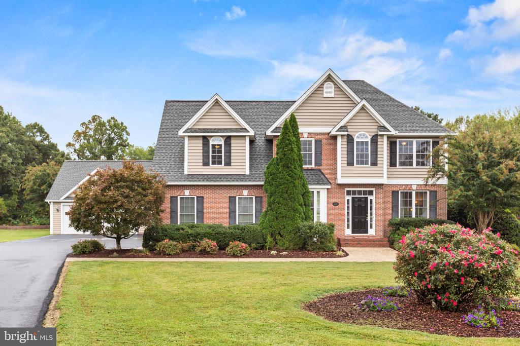 44297 READ COURT