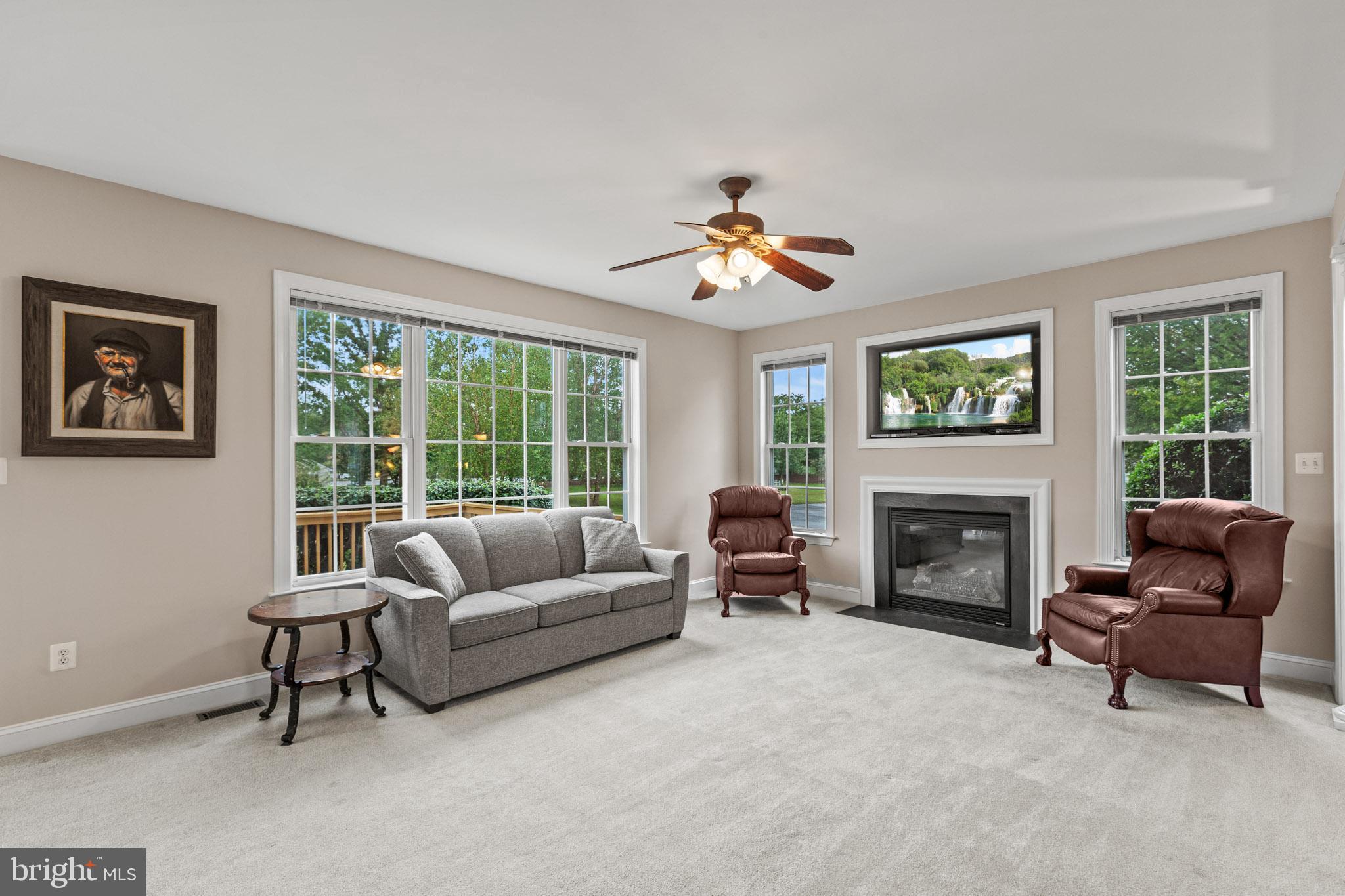 44297 READ COURT