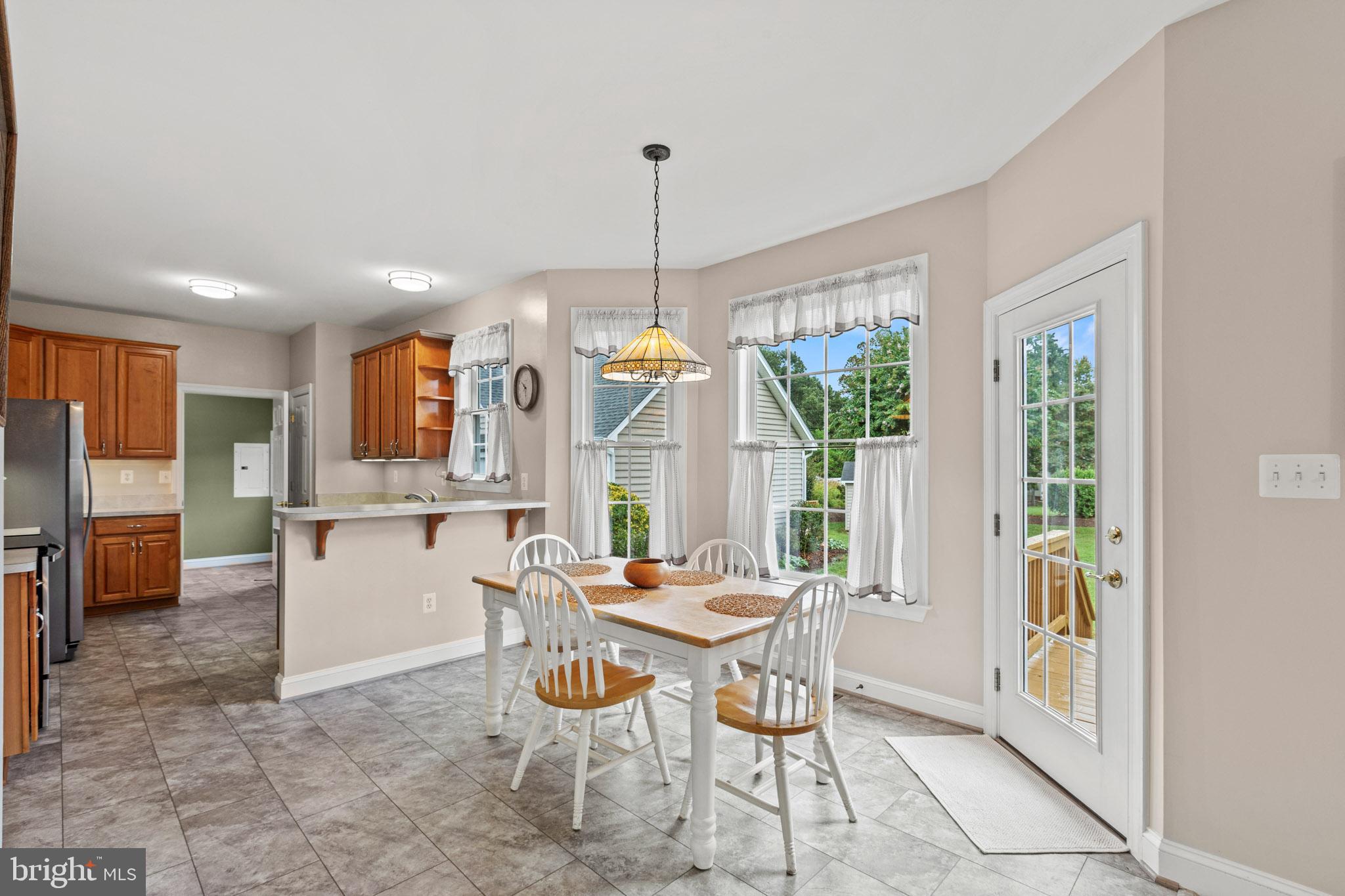 44297 READ COURT