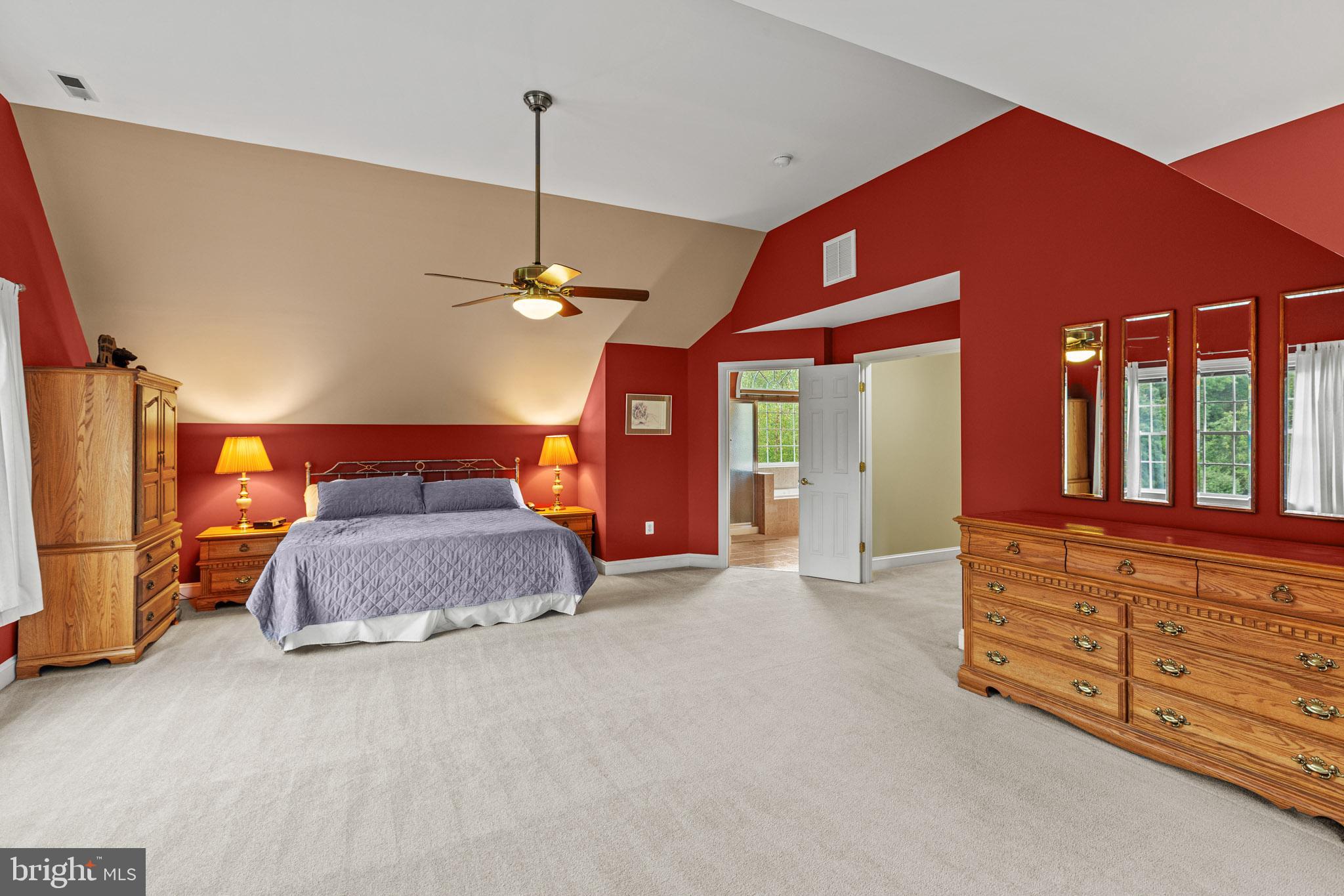 44297 READ COURT