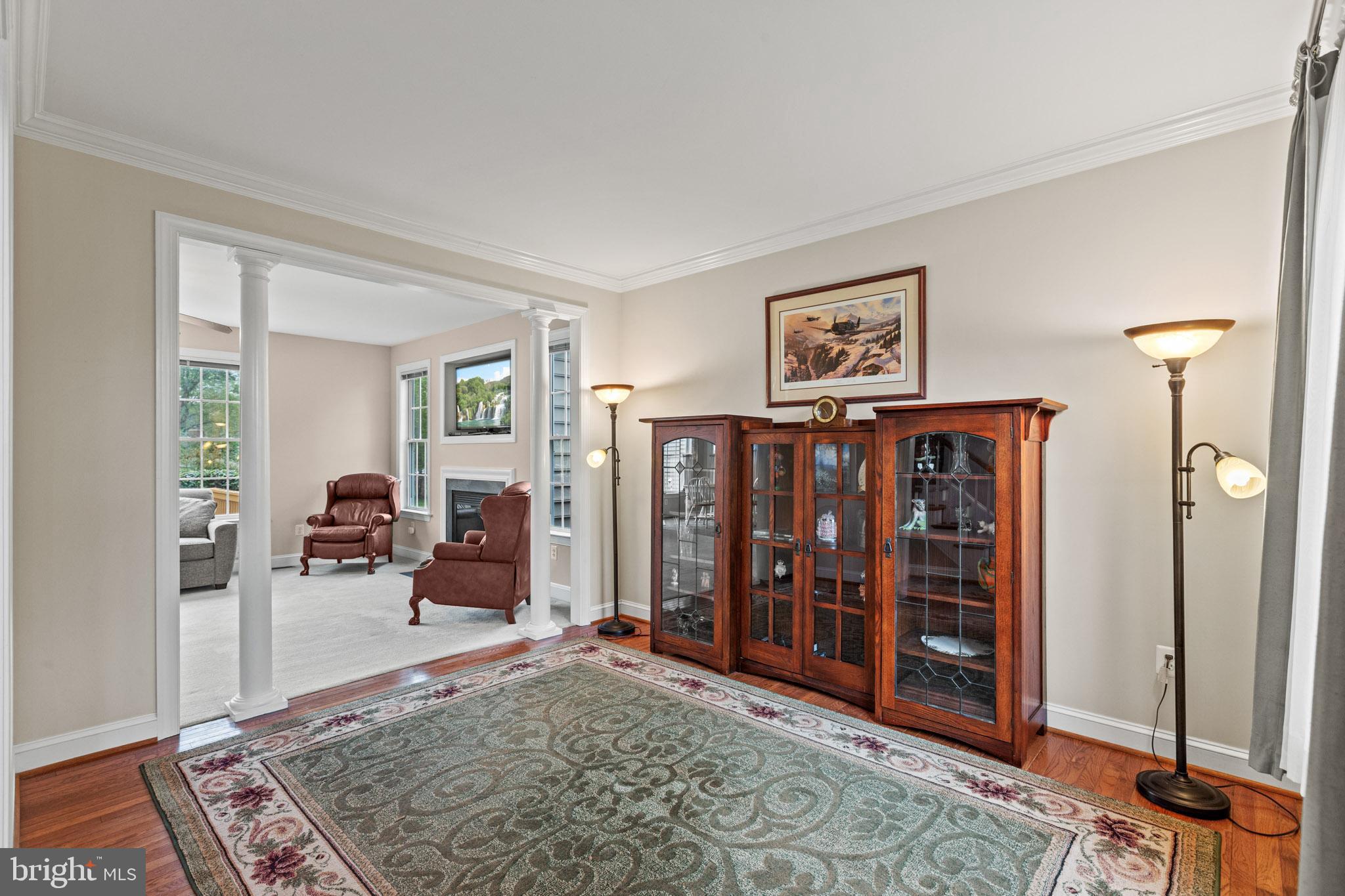 44297 READ COURT