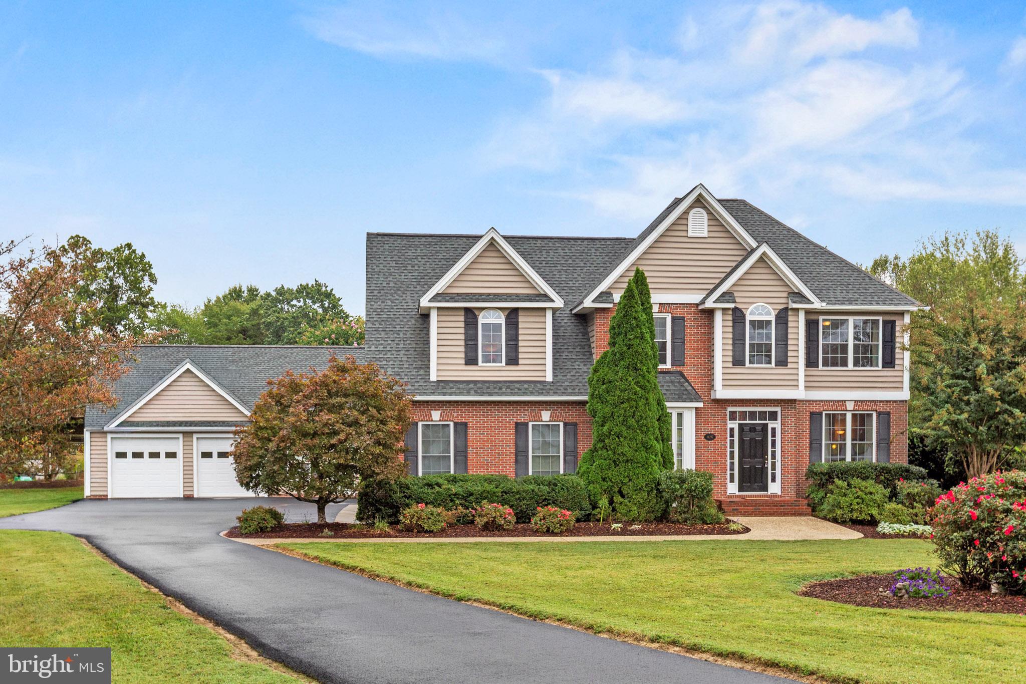 44297 READ COURT