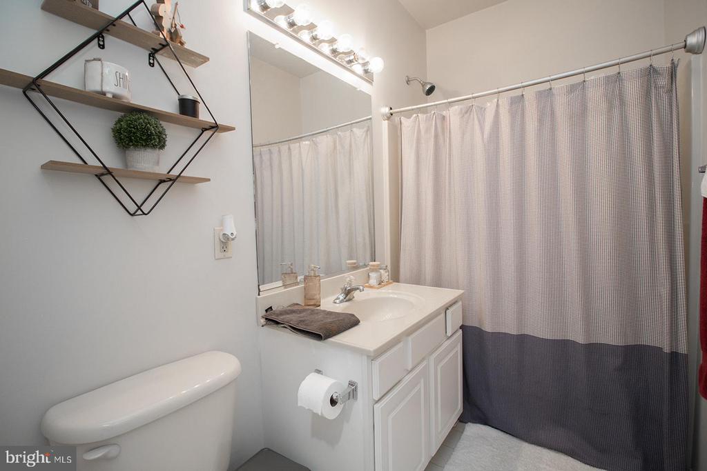 47135 FESTIVAL COURT