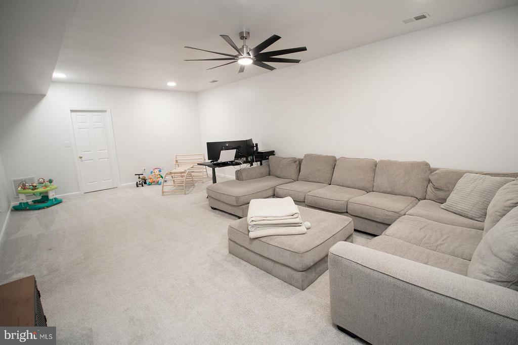 47135 FESTIVAL COURT