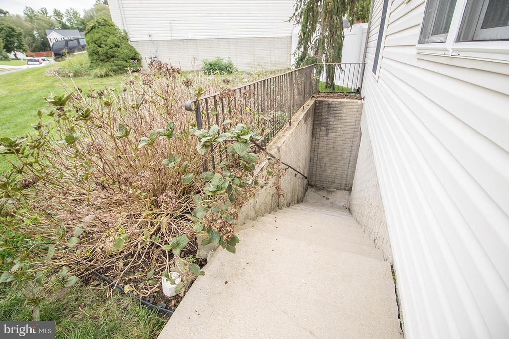 47135 FESTIVAL COURT