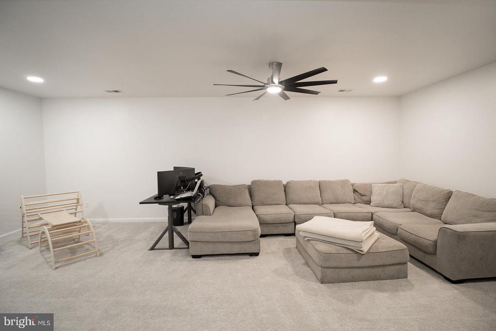 47135 FESTIVAL COURT