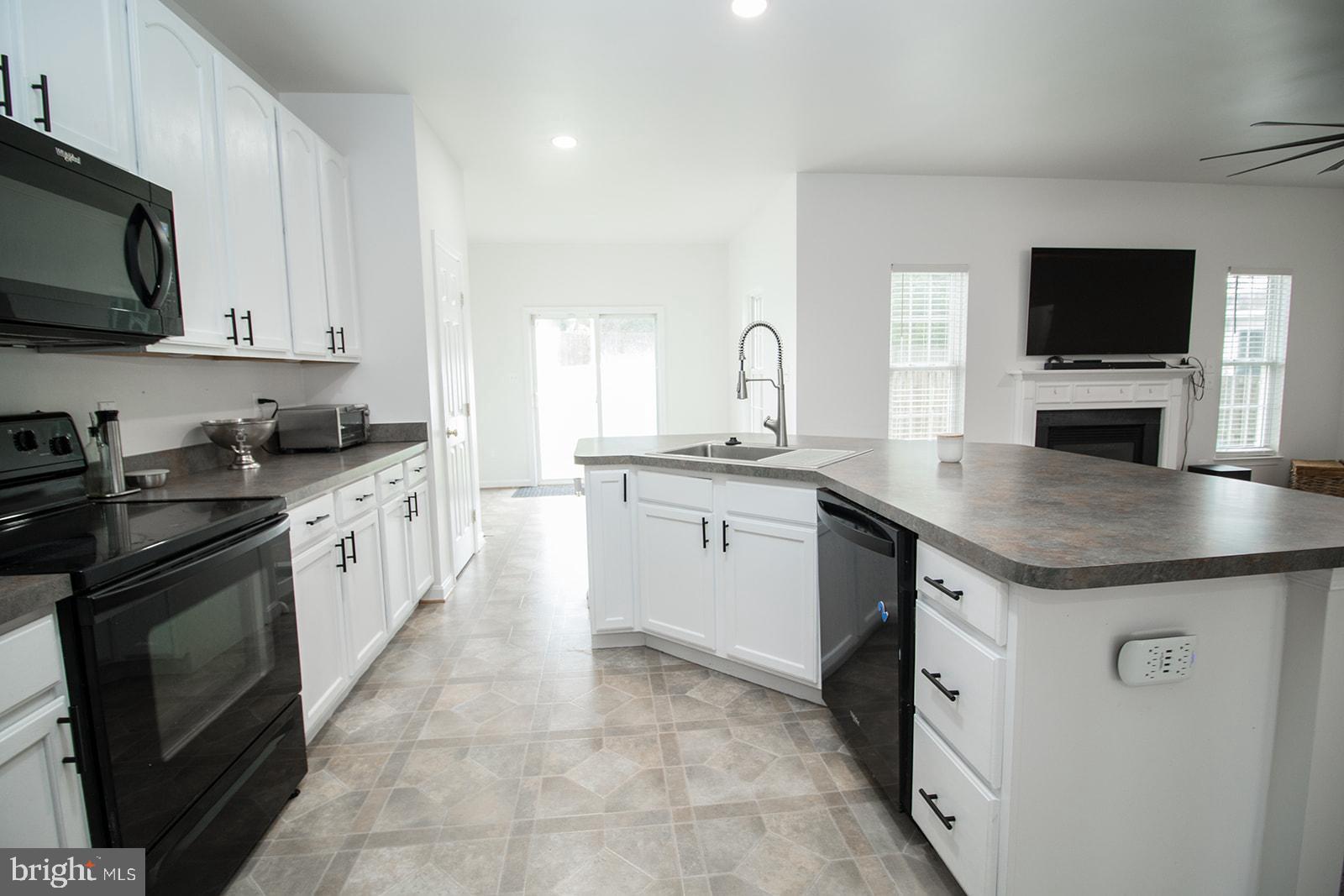 47135 FESTIVAL COURT