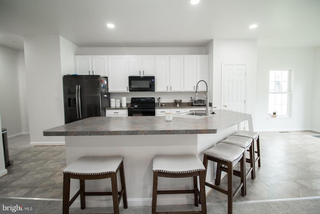 47135 FESTIVAL COURT