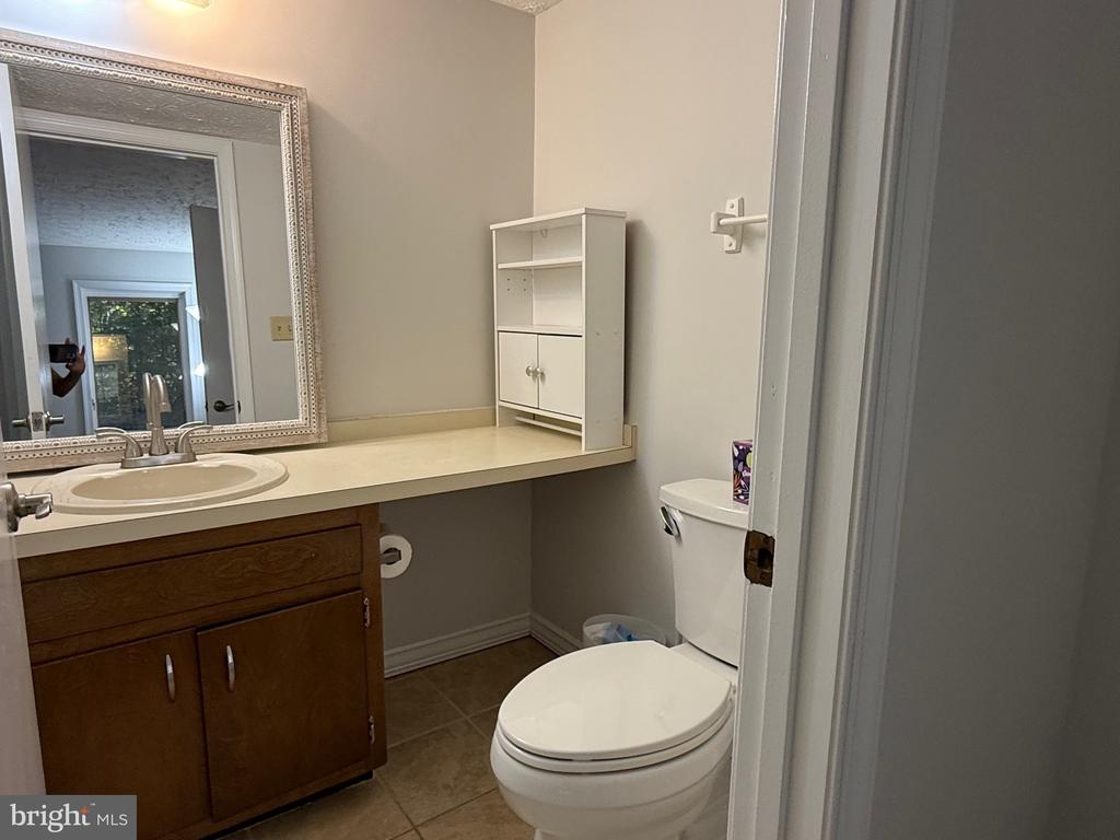44691 WHITE OAK COURT 503
