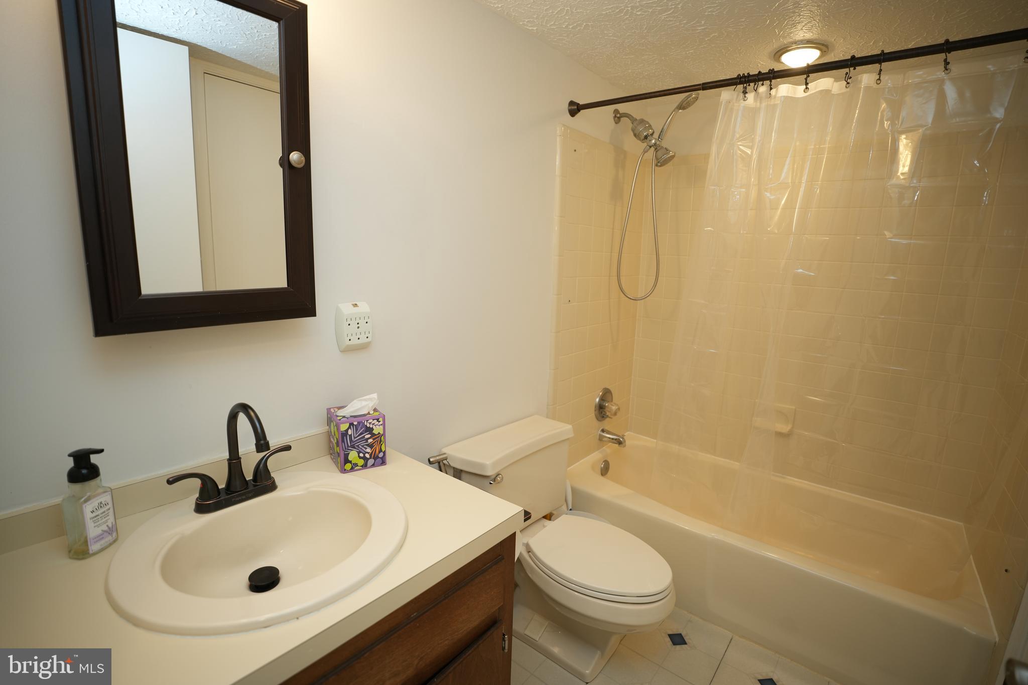 44691 WHITE OAK COURT 503