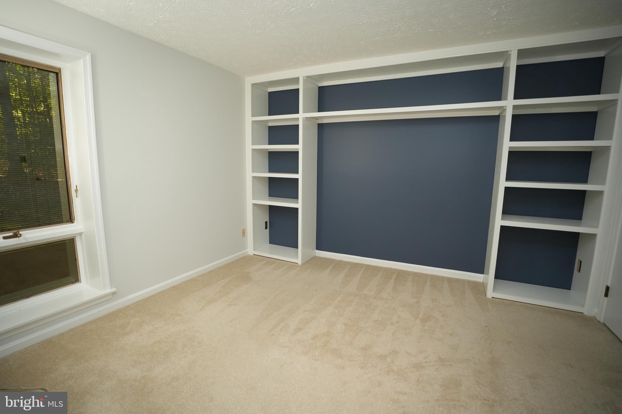 44691 WHITE OAK COURT 503