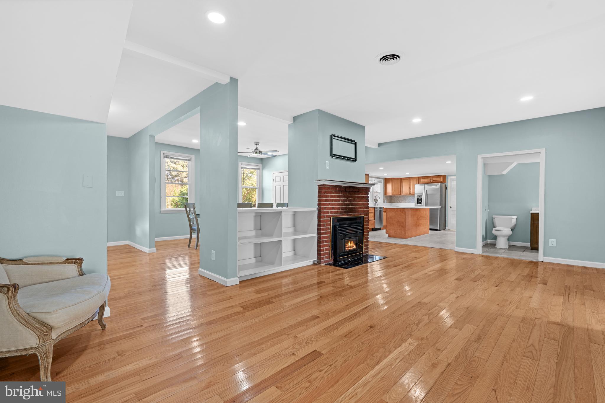 17203 PINEY POINT ROAD