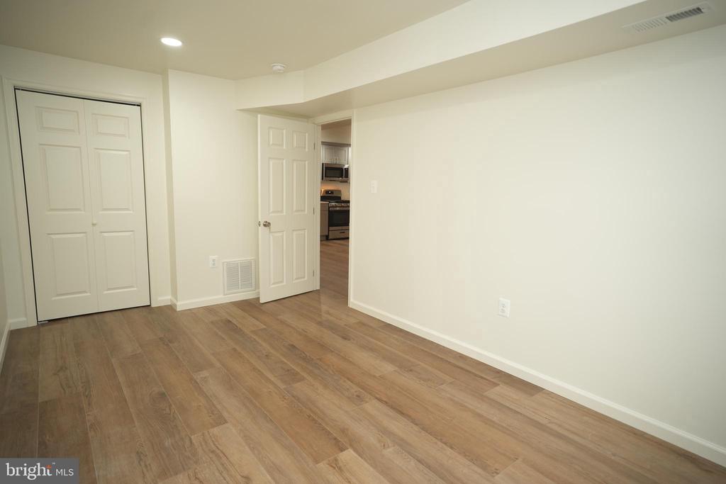 22271 GOLDENROD DRIVE BASEMENT APARTMENT