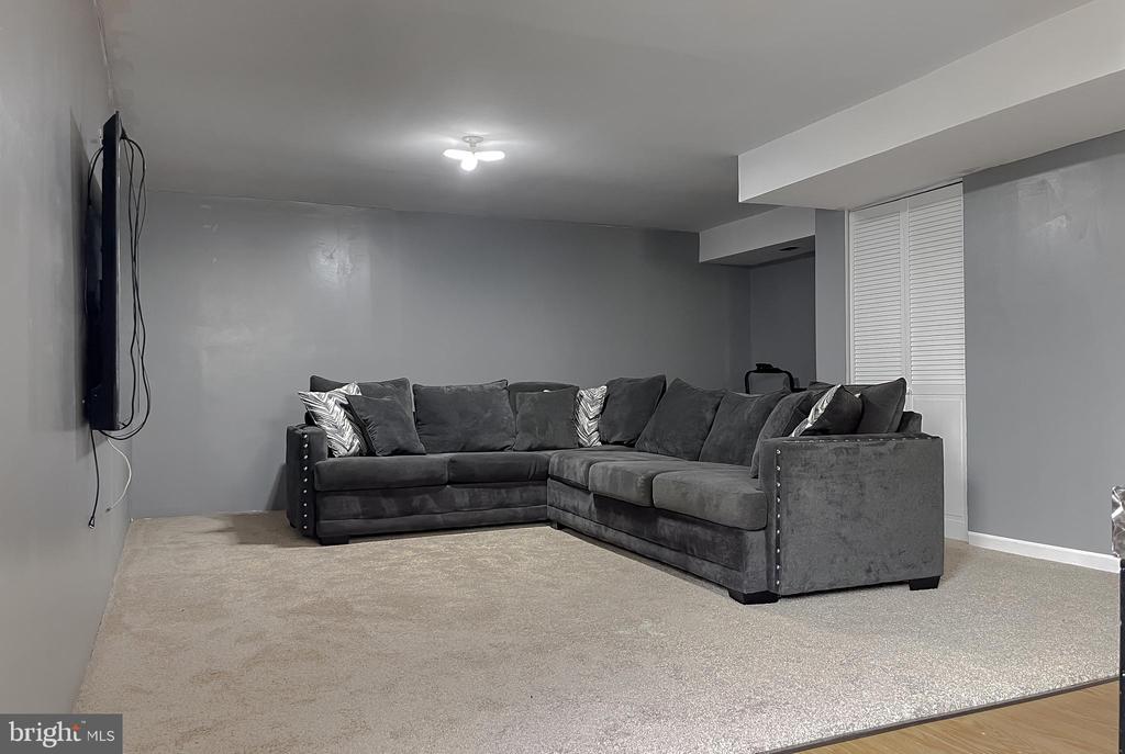 47162 GREEN LEAF ROAD