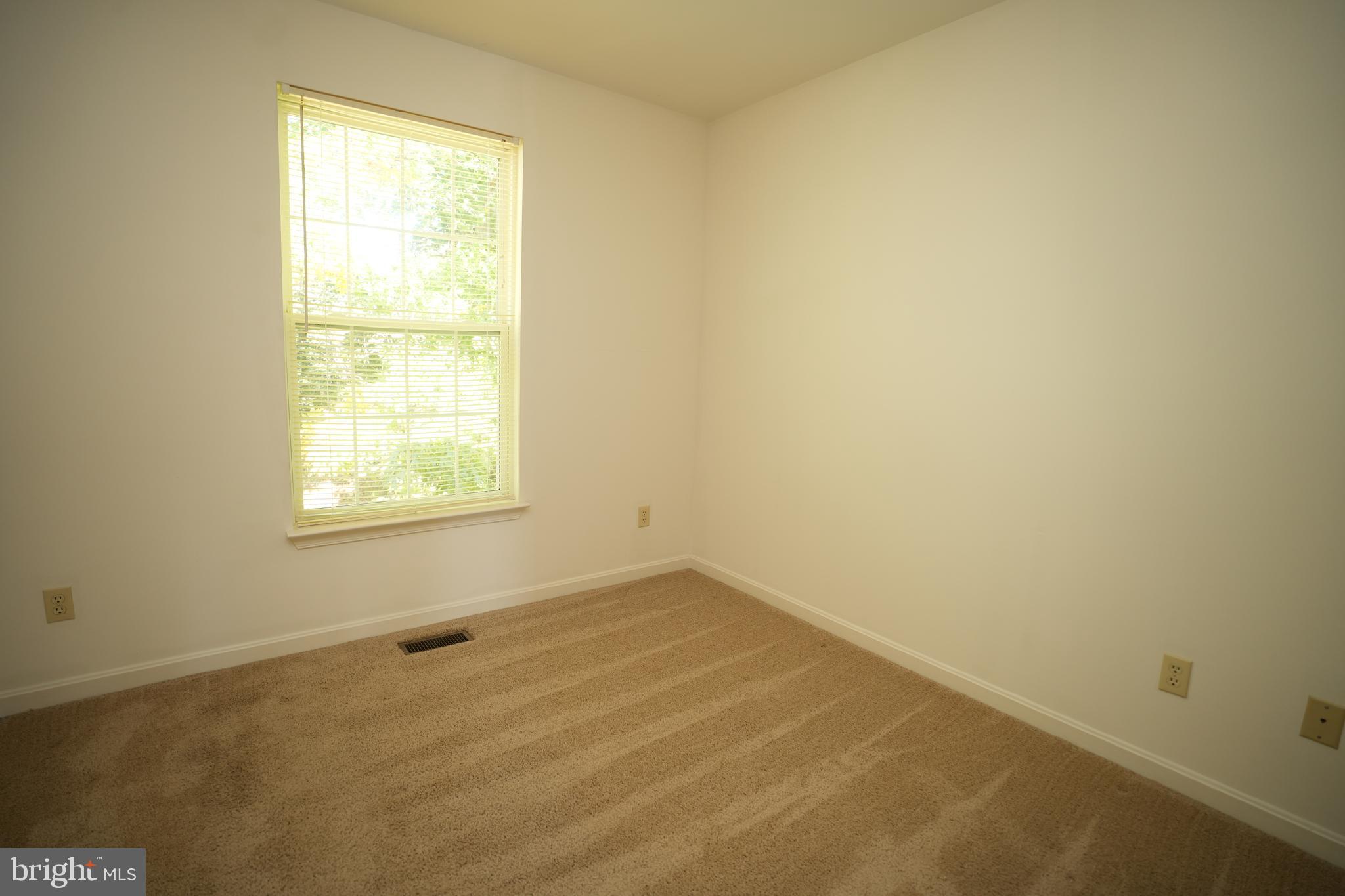 45828 WOLFTRAP WAY