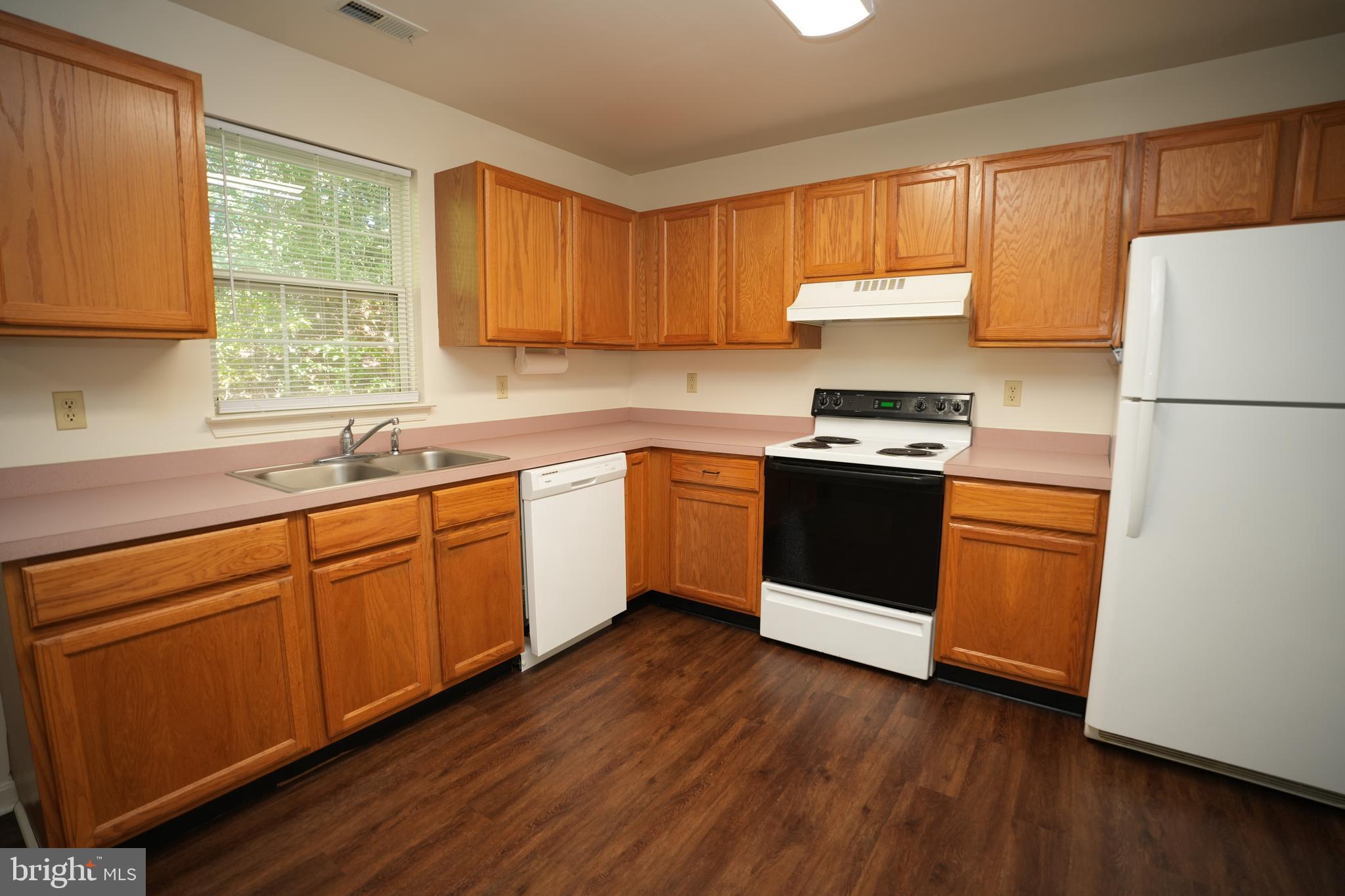 45828 WOLFTRAP WAY