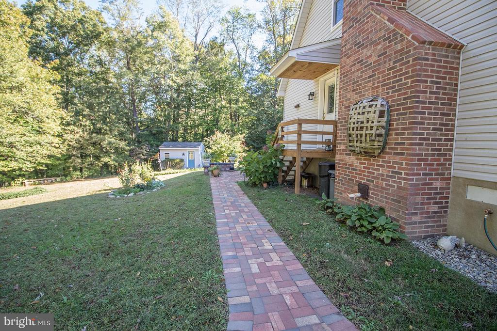 21515 OUR DRIVE WAY