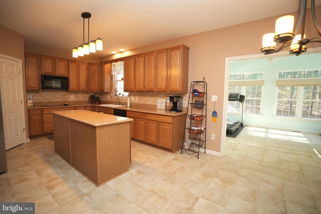 43248 WAVERLY COURT