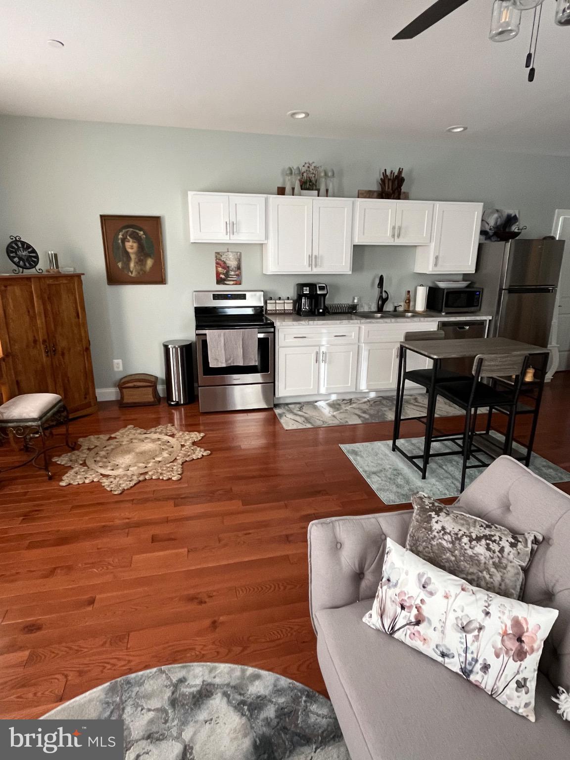 23930 BRICKHOUSE FARM LANE