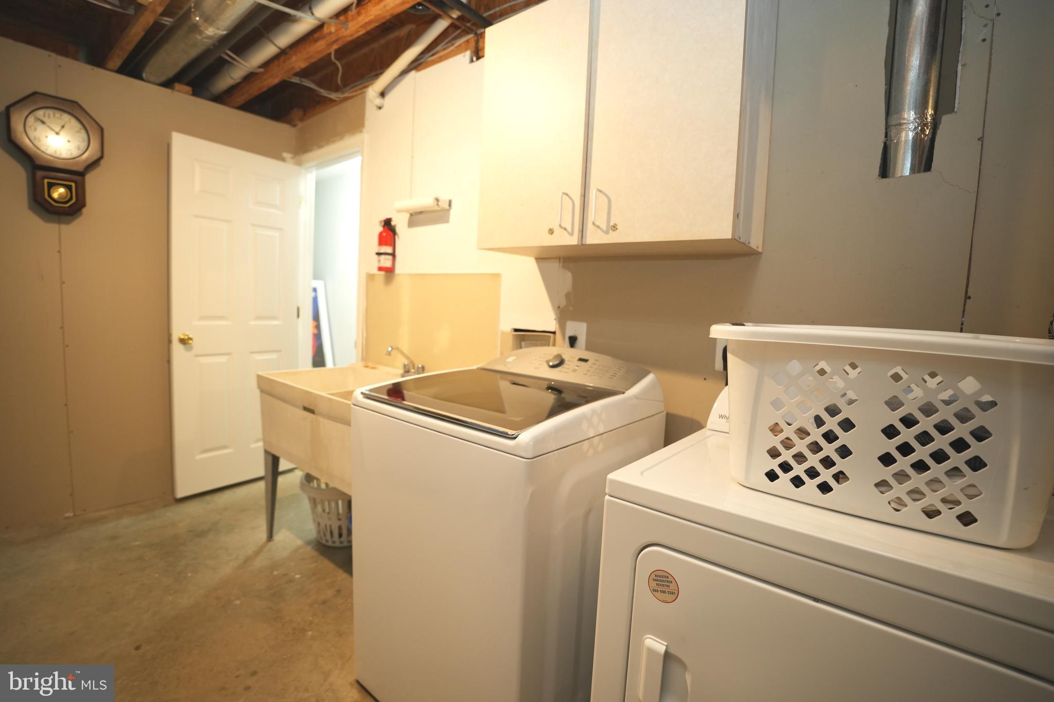 38711 HIDDEN POND COURT