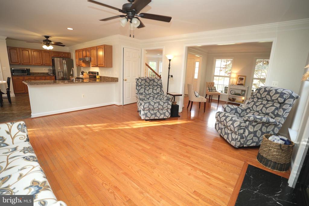 38711 HIDDEN POND COURT