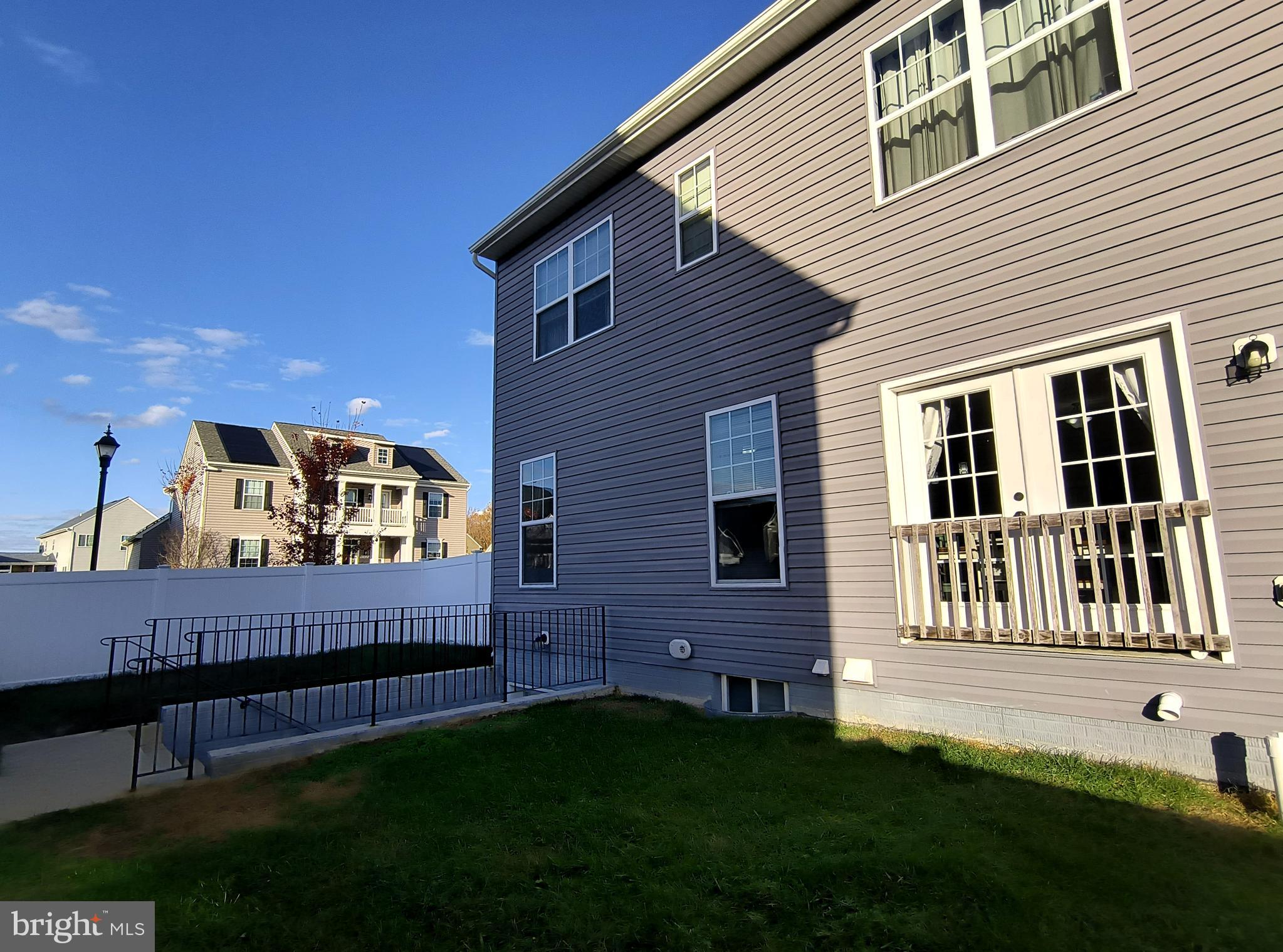 41467 OSBORNE LANE