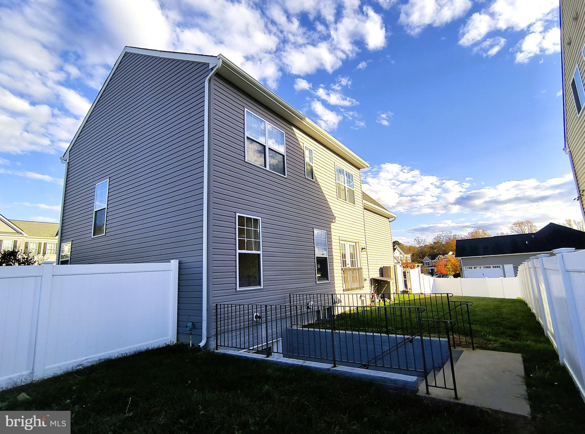 41467 OSBORNE LANE