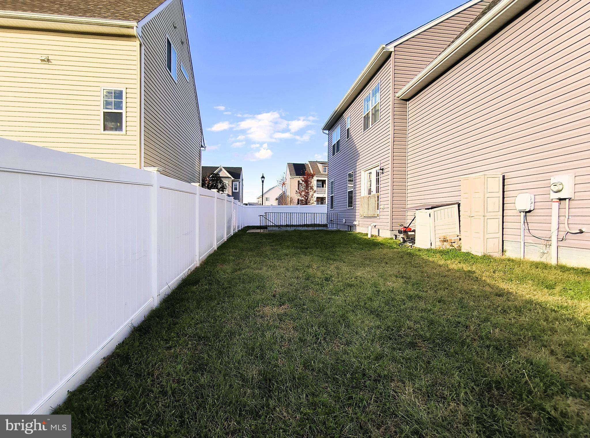 41467 OSBORNE LANE