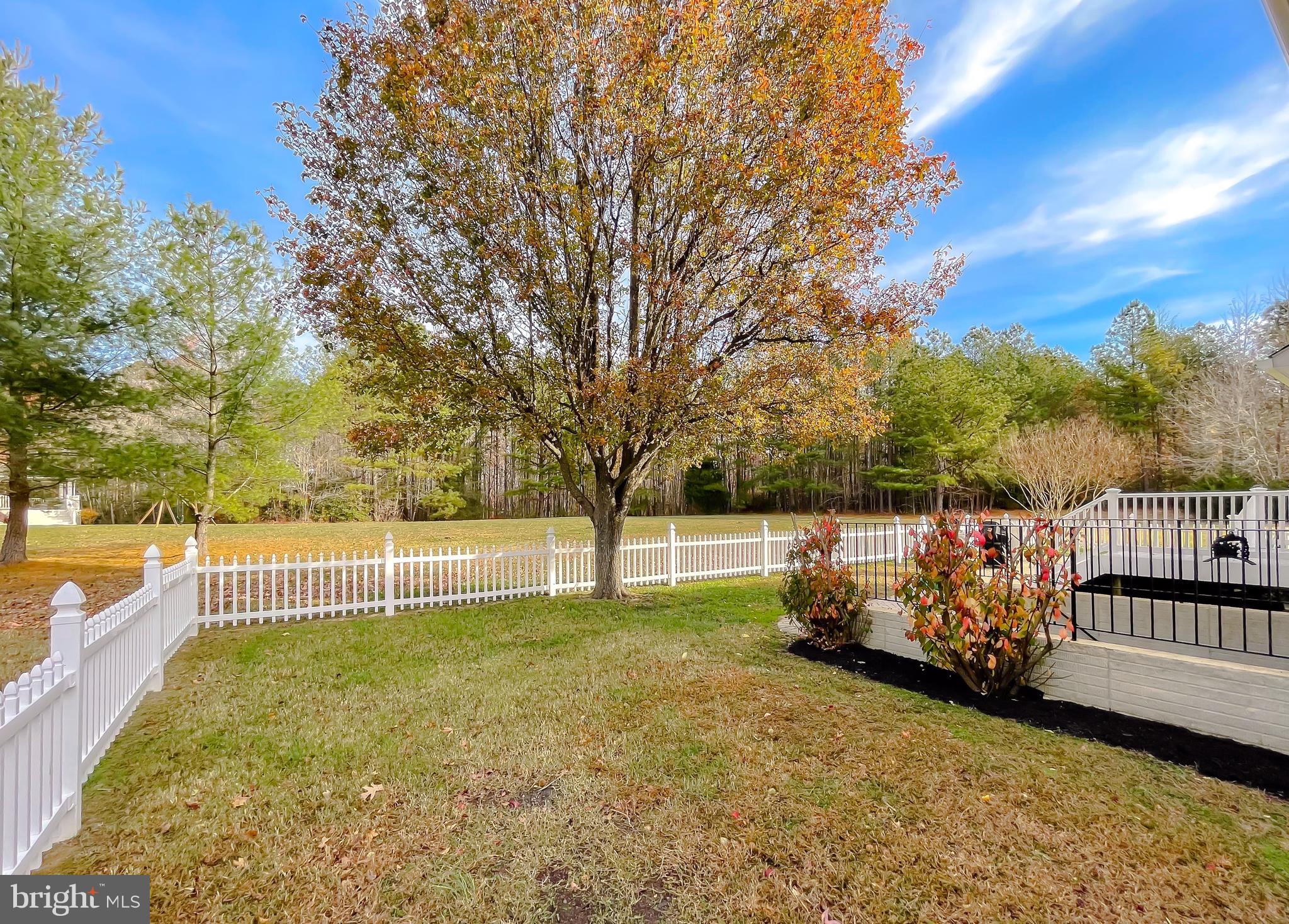 44180 CROSS BOW LANE