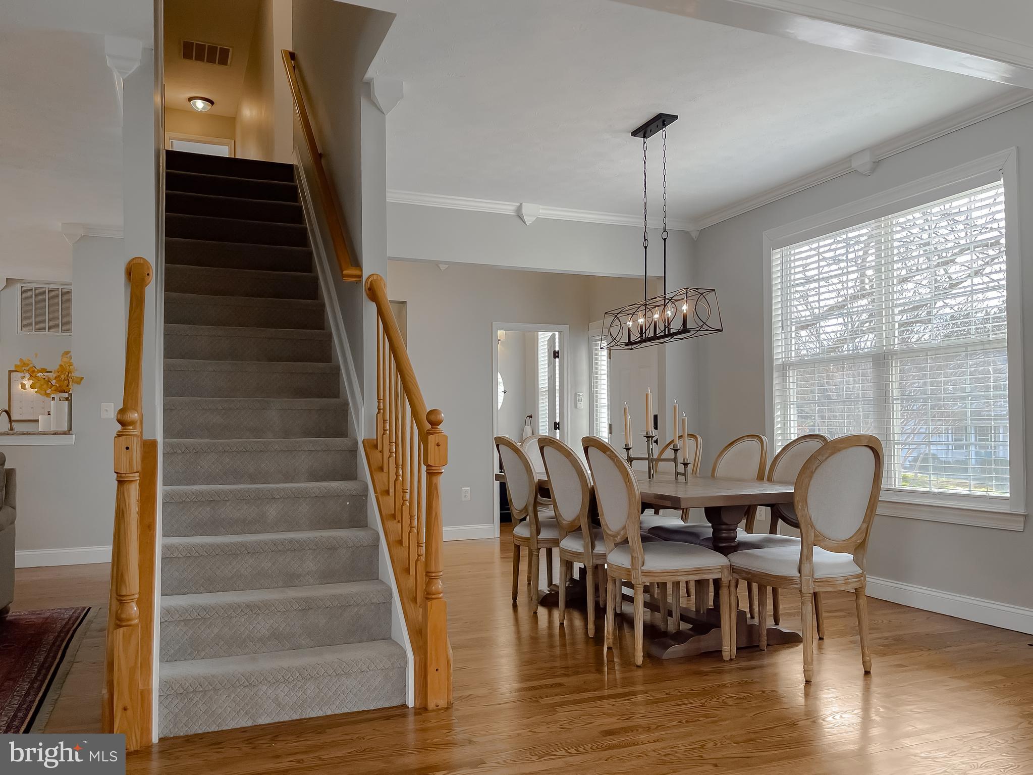 44180 CROSS BOW LANE