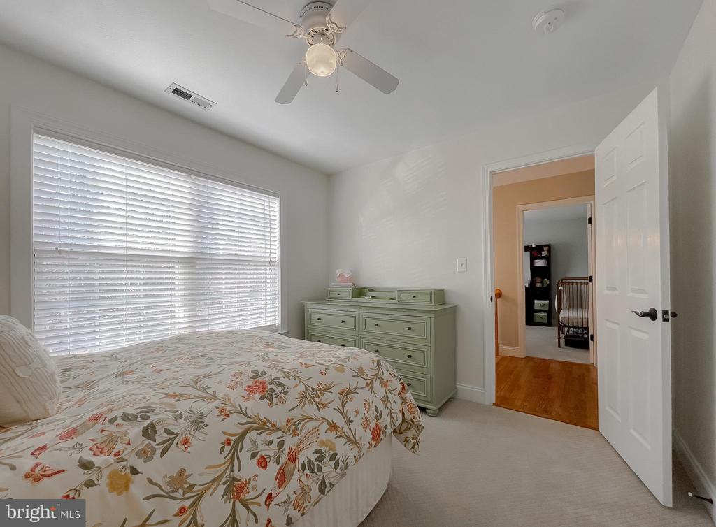 44180 CROSS BOW LANE