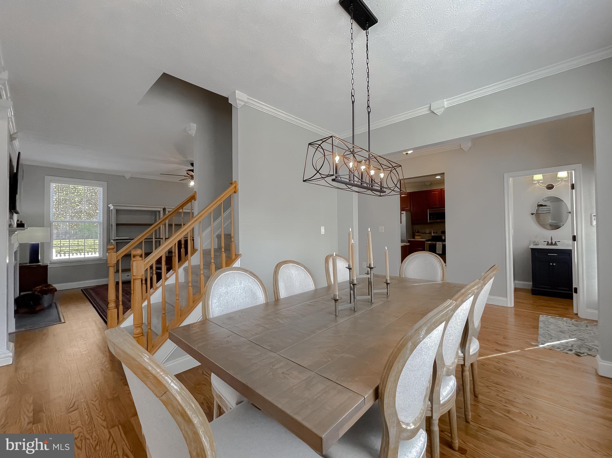 44180 CROSS BOW LANE