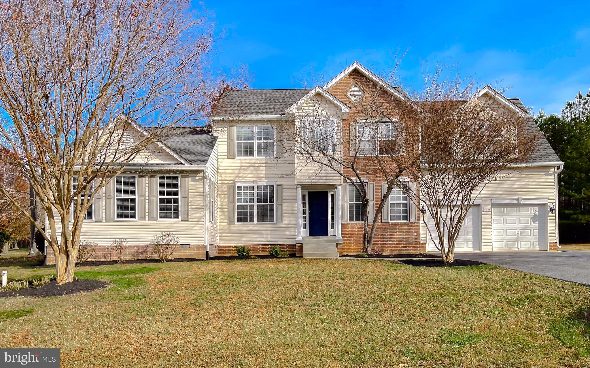 44180 CROSS BOW LANE