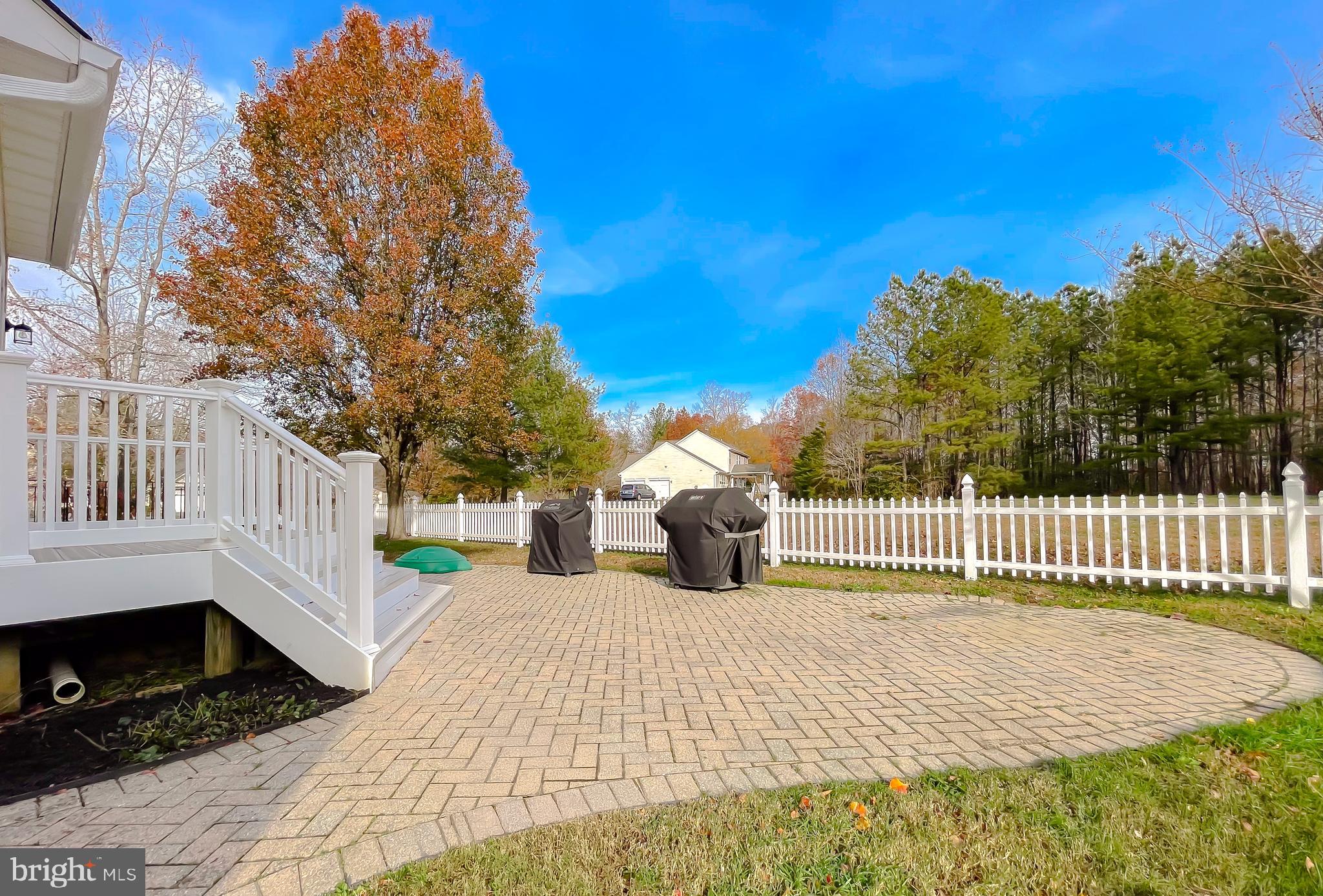 44180 CROSS BOW LANE