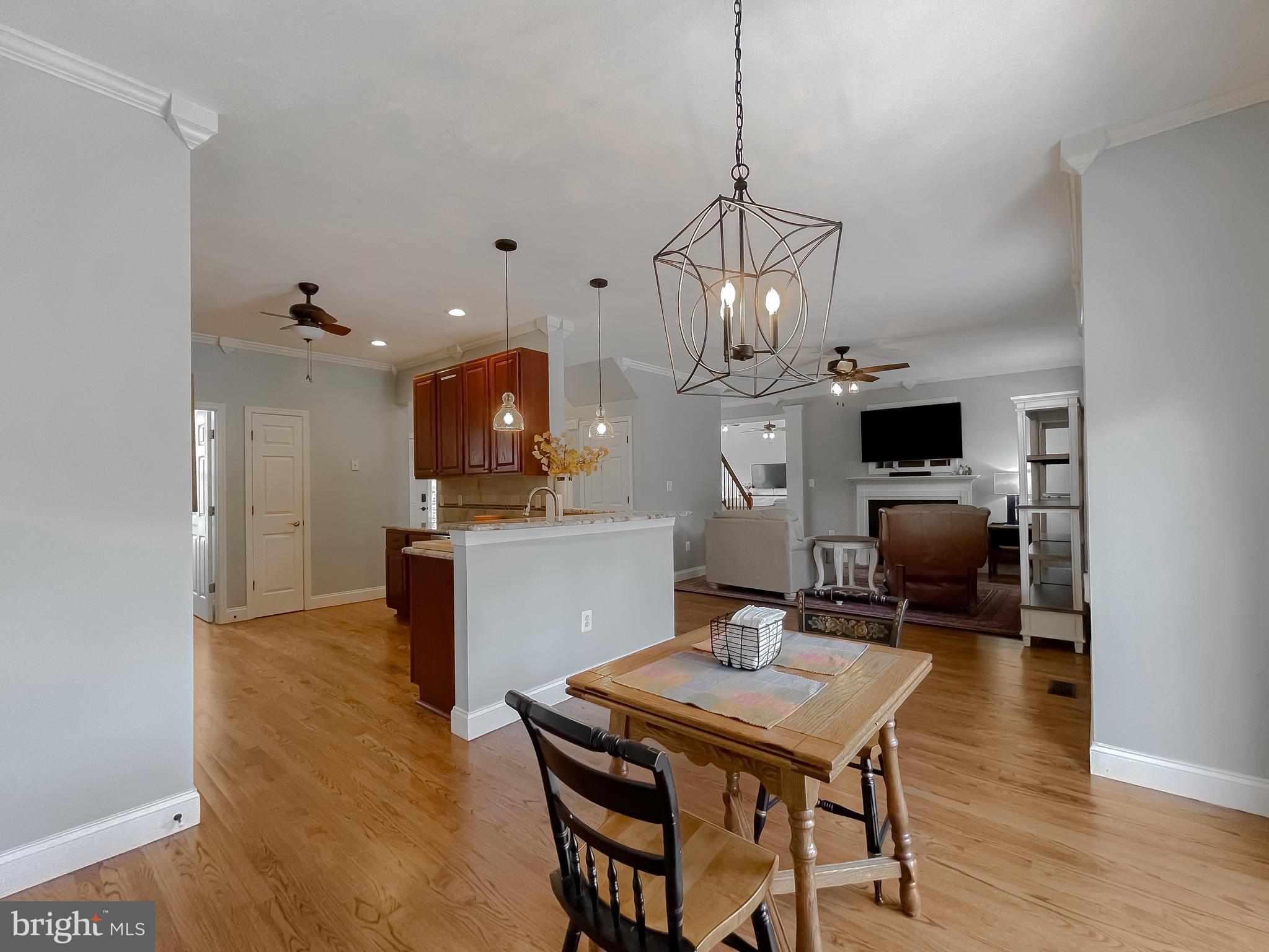 44180 CROSS BOW LANE
