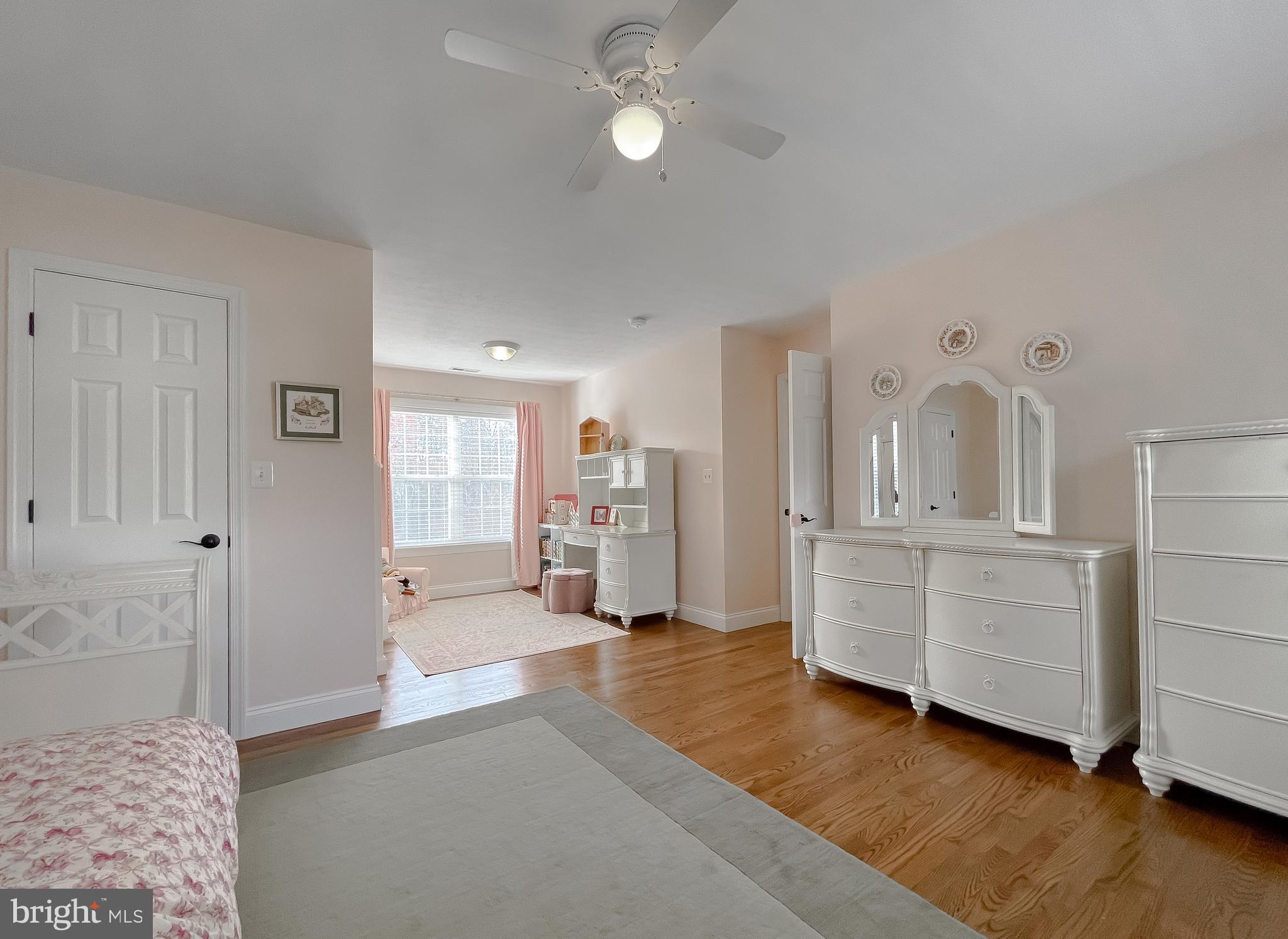 44180 CROSS BOW LANE